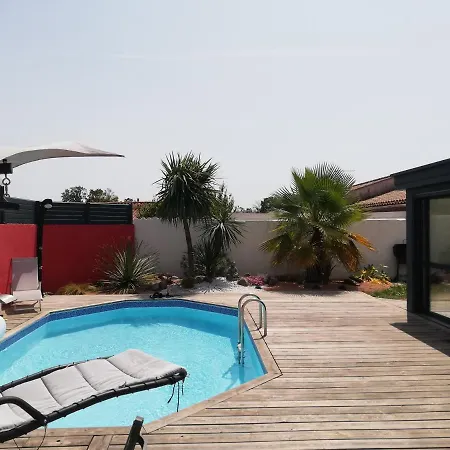 Maison Avec Piscine A La Rochelle Pour 4 Personnes La Rochelle (Charente-Maritime)