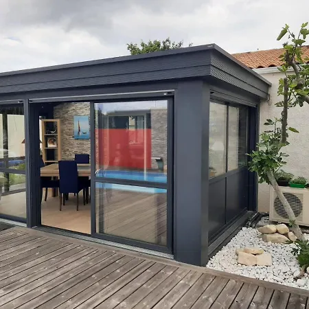 Maison Avec Piscine A La Rochelle Pour 4 Personnes *
